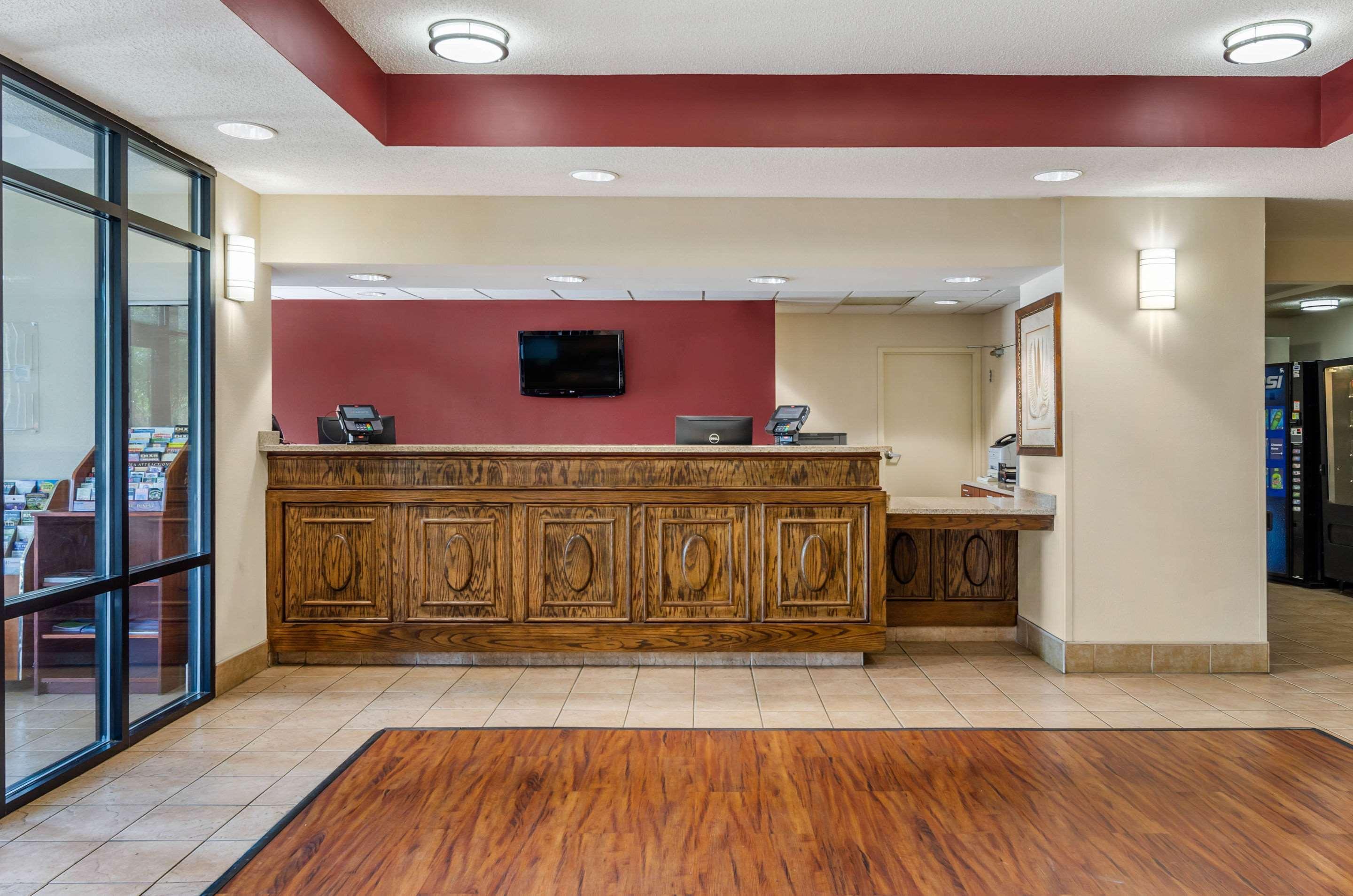 Comfort Inn & Suites Troutville - Roanoke North - Daleville Экстерьер фото